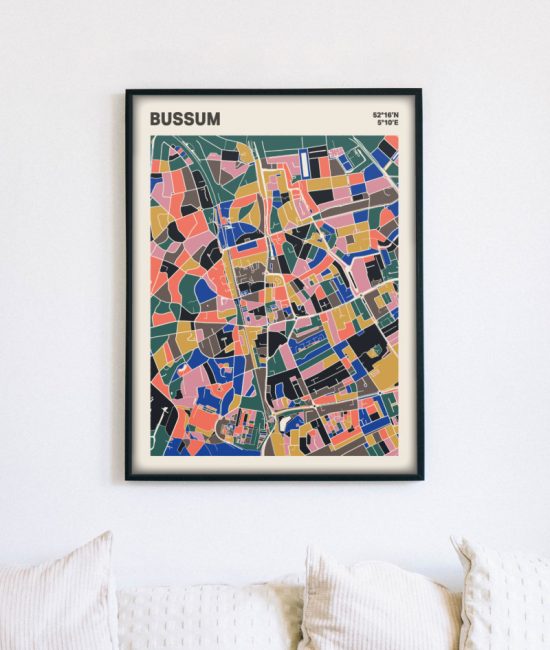 Plattegrond poster Licht Bussum mozaiek stl 05 mockup lijst muur bank 02 | Funky Fellow