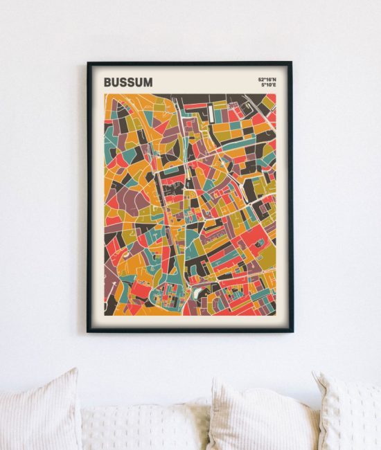 Plattegrond poster Licht Bussum mozaiek stl 07 mockup lijst muur bank 02 | Funky Fellow