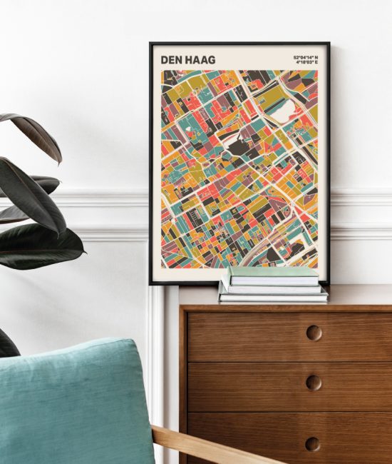 Plattegrond poster Licht Den Haag mozaiek stl 07 Mockup stoel kast lijst 03 | Funky Fellow