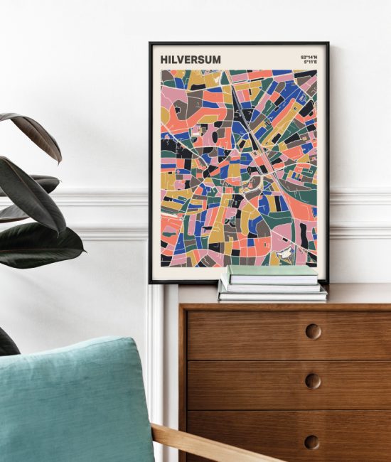 Plattegrond poster Licht Hilversum mozaiek stl 05 Mockup stoel kast lijst 03 | Funky Fellow