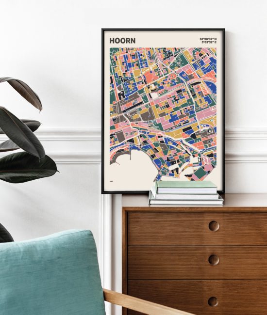 Plattegrond poster Licht Hoorn mozaiek stl 05 Mockup stoel kast lijst 03 | Funky Fellow