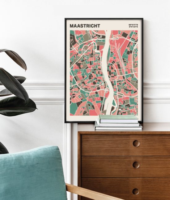 Plattegrond poster Licht Maastricht mozaiek stl 02 Mockup stoel kast lijst 03 | Funky Fellow