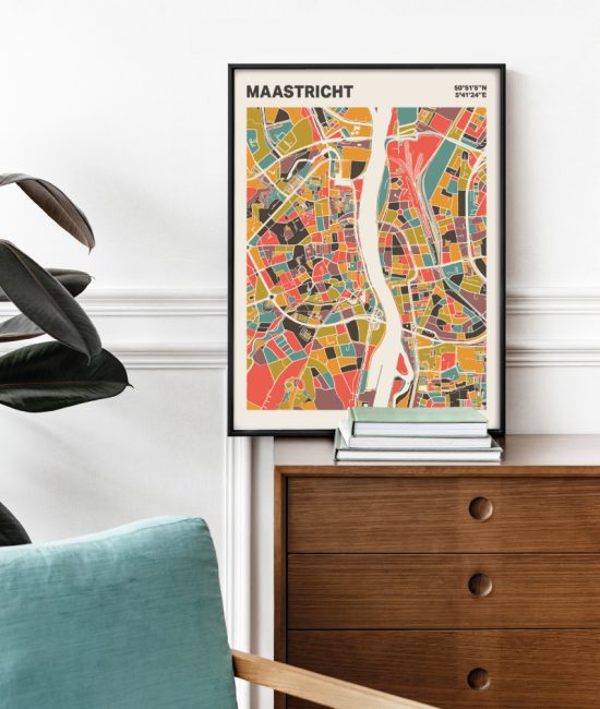 Plattegrond poster Licht Maastricht mozaiek stl 07 Mockup stoel kast lijst 03 | Funky Fellow