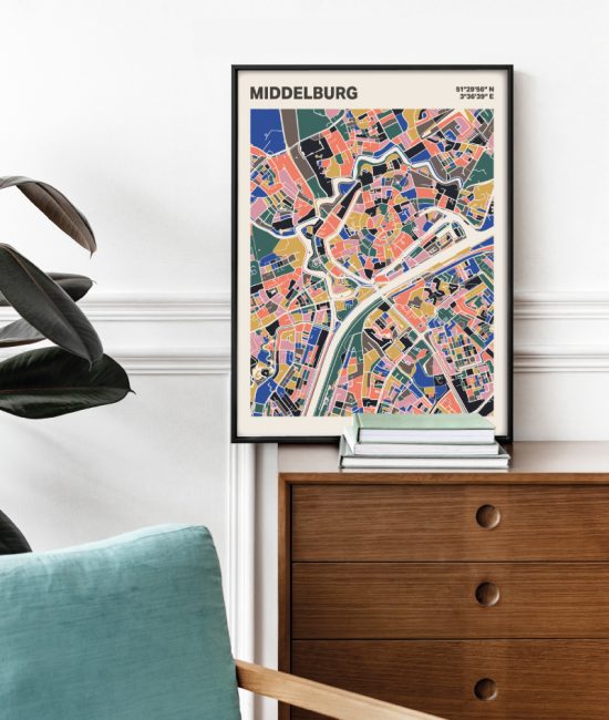 Plattegrond poster Licht Middelburg mozaiek stl 05 Mockup stoel kast lijst 03 | Funky Fellow