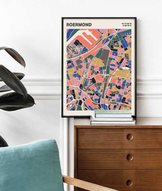 Plattegrond poster Licht Roermond mozaiek stl 05 Mockup stoel kast lijst 03 | Funky Fellow