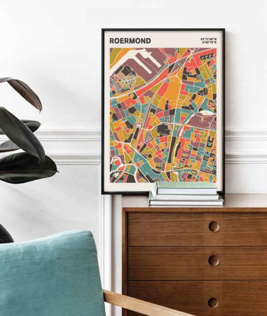 Plattegrond poster Licht Roermond mozaiek stl 07 Mockup stoel kast lijst 03 | Funky Fellow