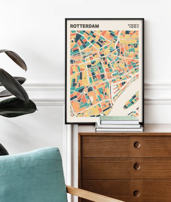 Plattegrond poster Licht Rotterdam mozaiek stl 01 Mockup stoel kast lijst 03 | Funky Fellow