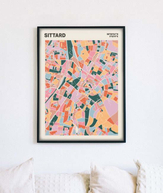 Plattegrond poster Licht Sittard mozaiek stl 04 mockup lijst muur bank 02 | Funky Fellow