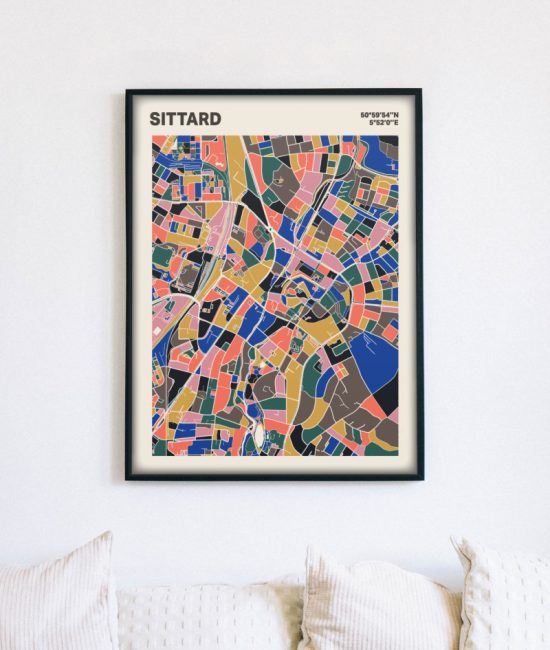 Plattegrond poster Licht Sittard mozaiek stl 05 mockup lijst muur bank 02 | Funky Fellow