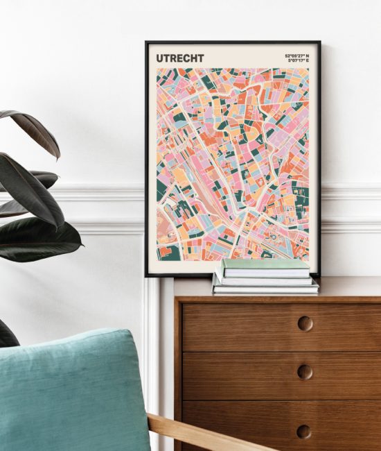 Plattegrond poster Licht Utrecht mozaiek stl 04 Mockup stoel kast lijst 03 | Funky Fellow
